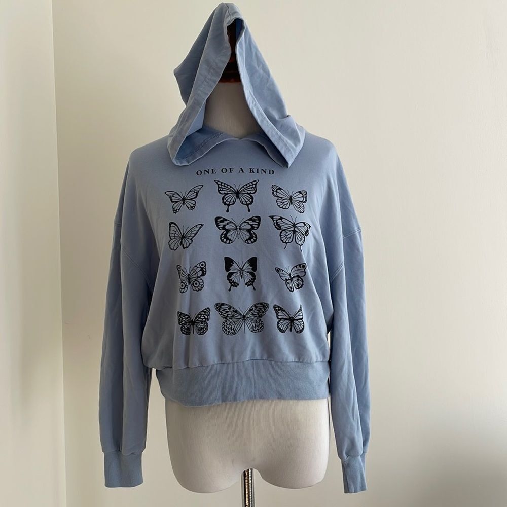 Hooded long sleeve crop T-shirt with butterflies by pretty rebellious size small